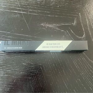 IL MAKIAGE concealer blending brush # 140 NEW